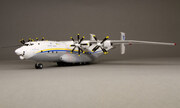 Antonov An-22 1:144