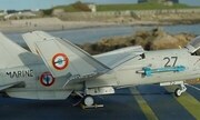 Vought F-8E(FN) Crusader 1:72
