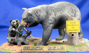 Black Bear and Cubs 1:10
