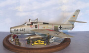 Republic F-84F Thunderstreak 1:48