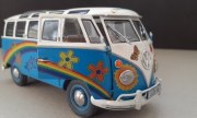 VW Type 2 T1 Samba Bus 1:24