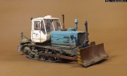 T-150D tractor 1:43