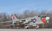 Vought F-8E Crusader 1:72