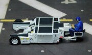 A/S32A-31A Flight Deck Tractor 1:72
