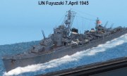 Japanischer Zerstörer Fuyuzuki 1:700
