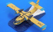 Canadair CL-215 Scooper 1:144