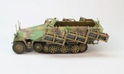 Sd.Kfz. 251 Ausf. D Stuka Zu Fuss 1:48